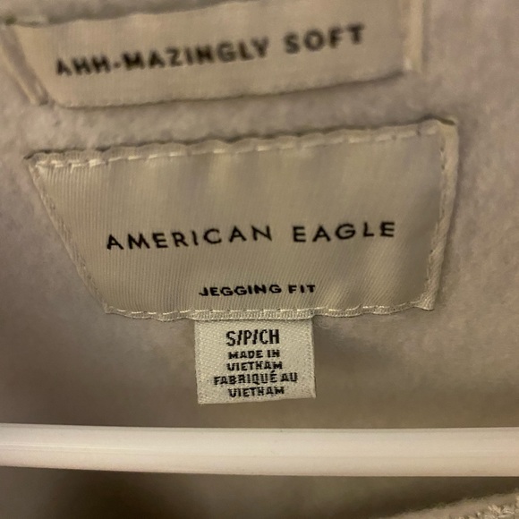 American Eagle Crewneck - size small - Picture 3 of 3